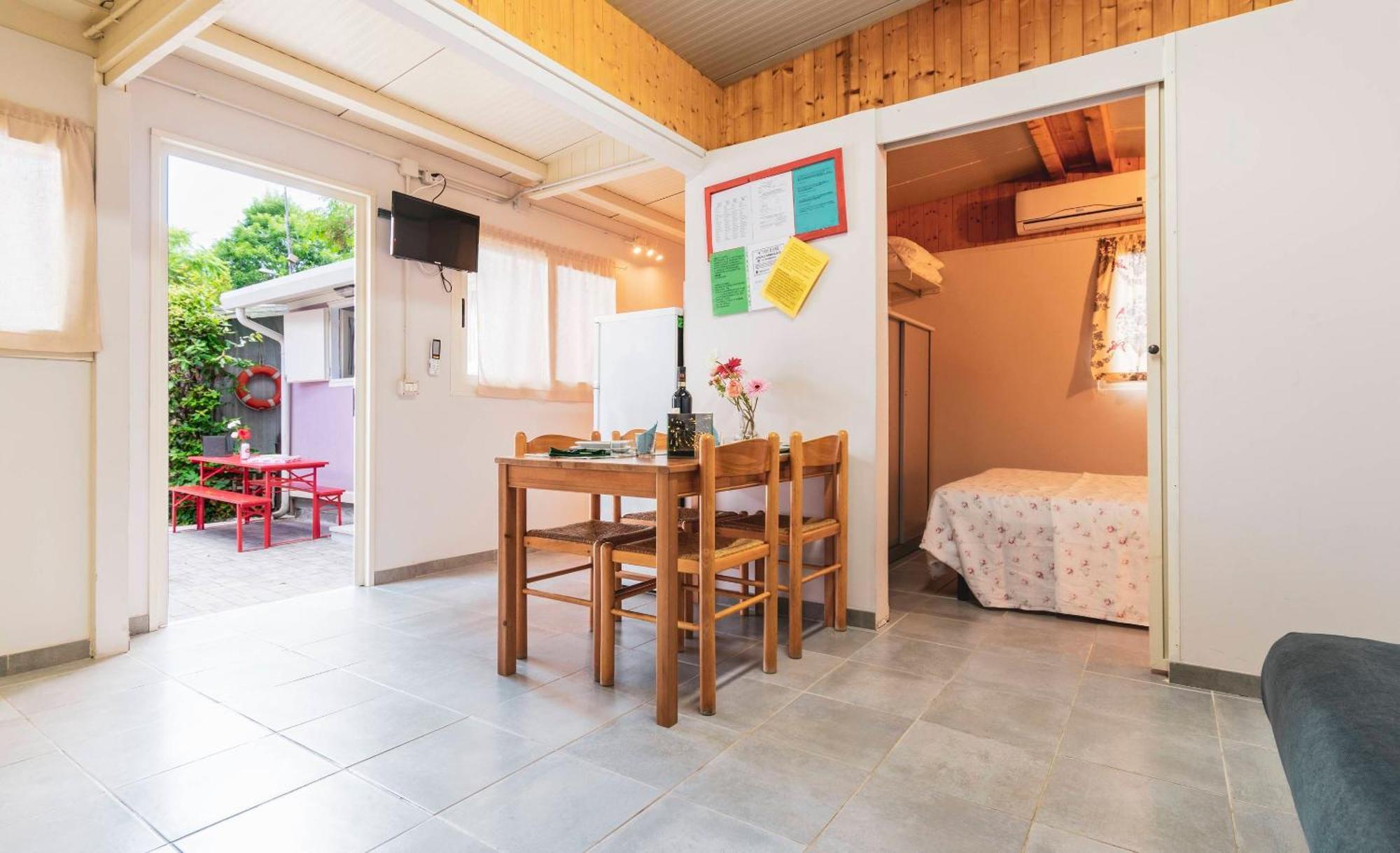 Camping Oasi Marina di Massa Ngoại thất bức ảnh